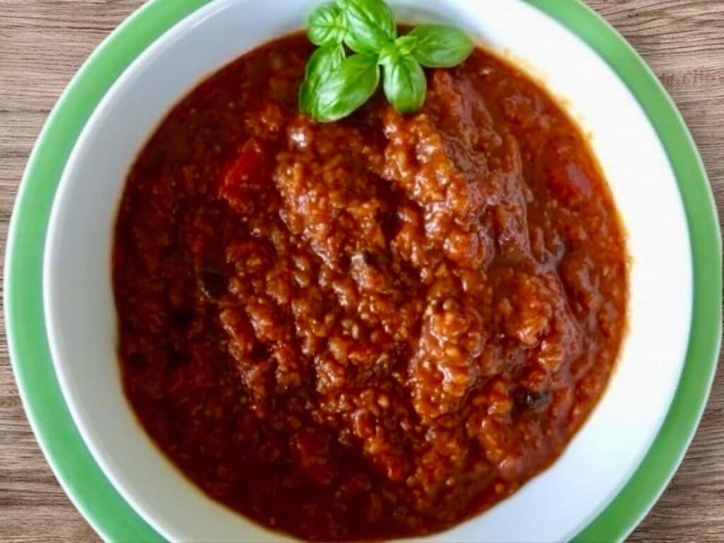 black garlic tomato sauce